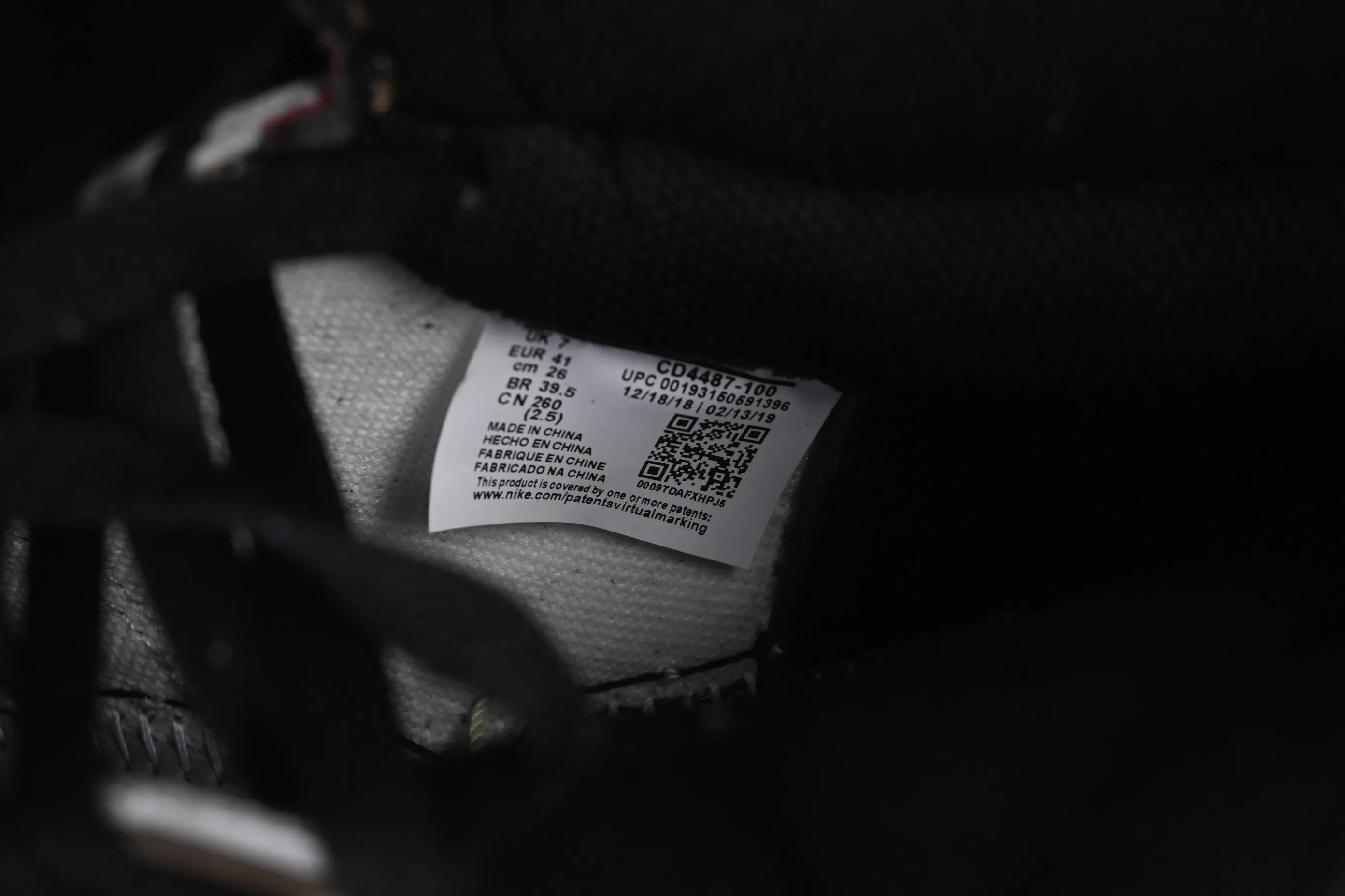 All Categories Air Jordan Jordan Series Basketball Shoes Air Jordan 1 High Travis Scott x Air Jordan 1 High OG AJ1 Reverse Hook Limited Edition CD4487-100